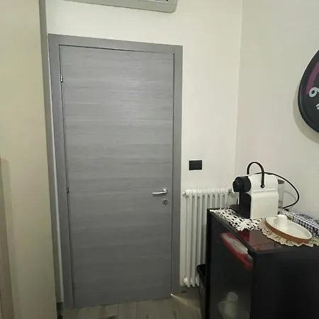 Apartment Blink